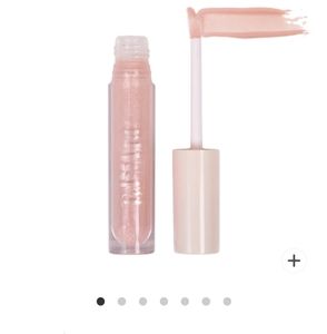 Red Aspen Lip Gloss -Dahlia